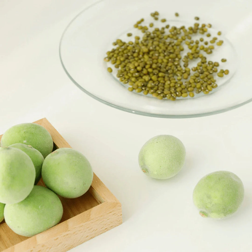 Green Plum Refreshing Cleanser 100ml