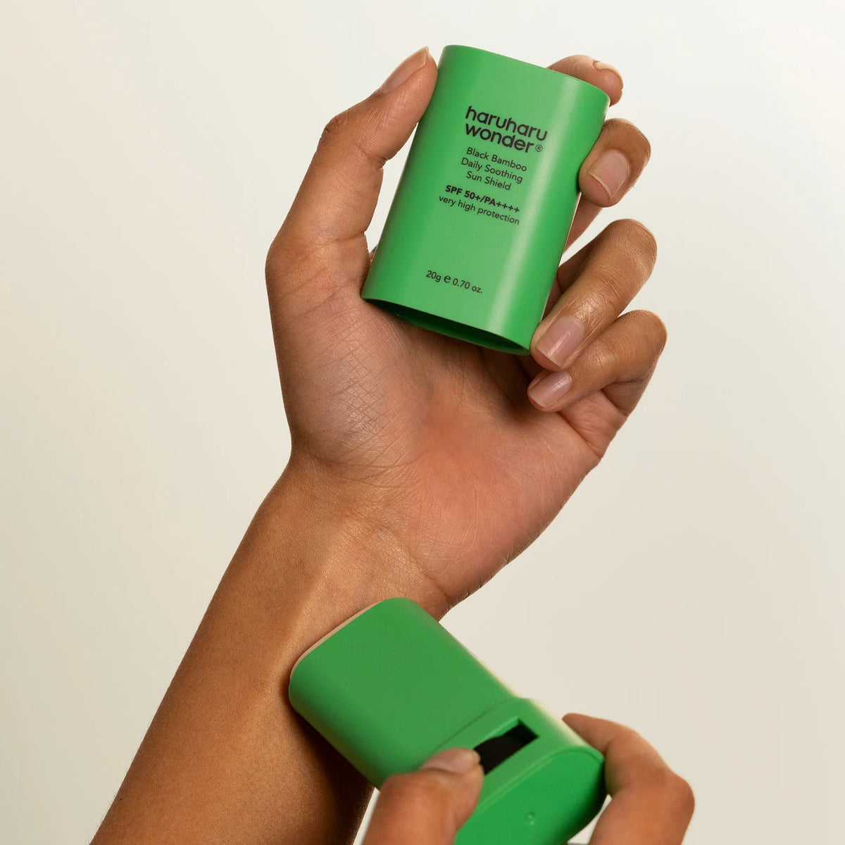 Black Bamboo Daily Soothing Sun Shield Stick 20g
